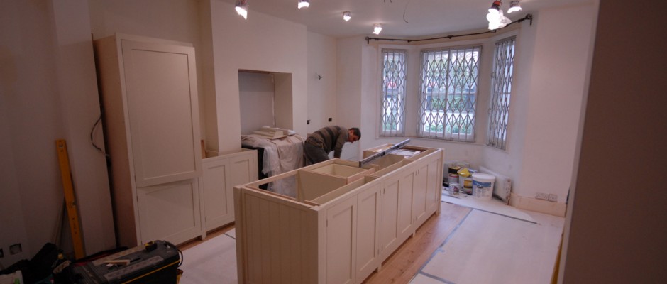 Fitting the kitchen in London